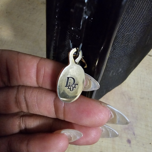 Vintage Dior clutch turned into a crossbody. - Picture 6 of 6